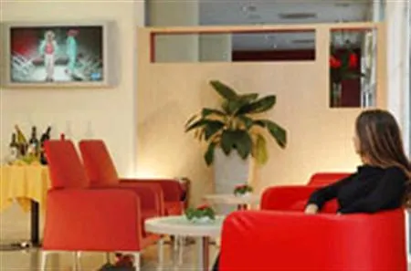 Idea Mirafiori Hotell 3*