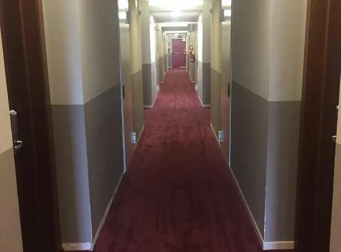 Idea Mirafiori 3* Turín