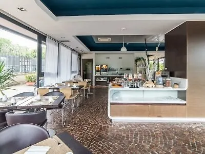 Idea Mirafiori Hotel Turín